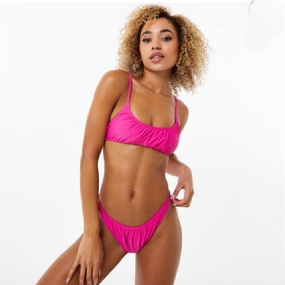 #144 NWOT Free People Movement Ruched Bandeau Bikini Top in Candy